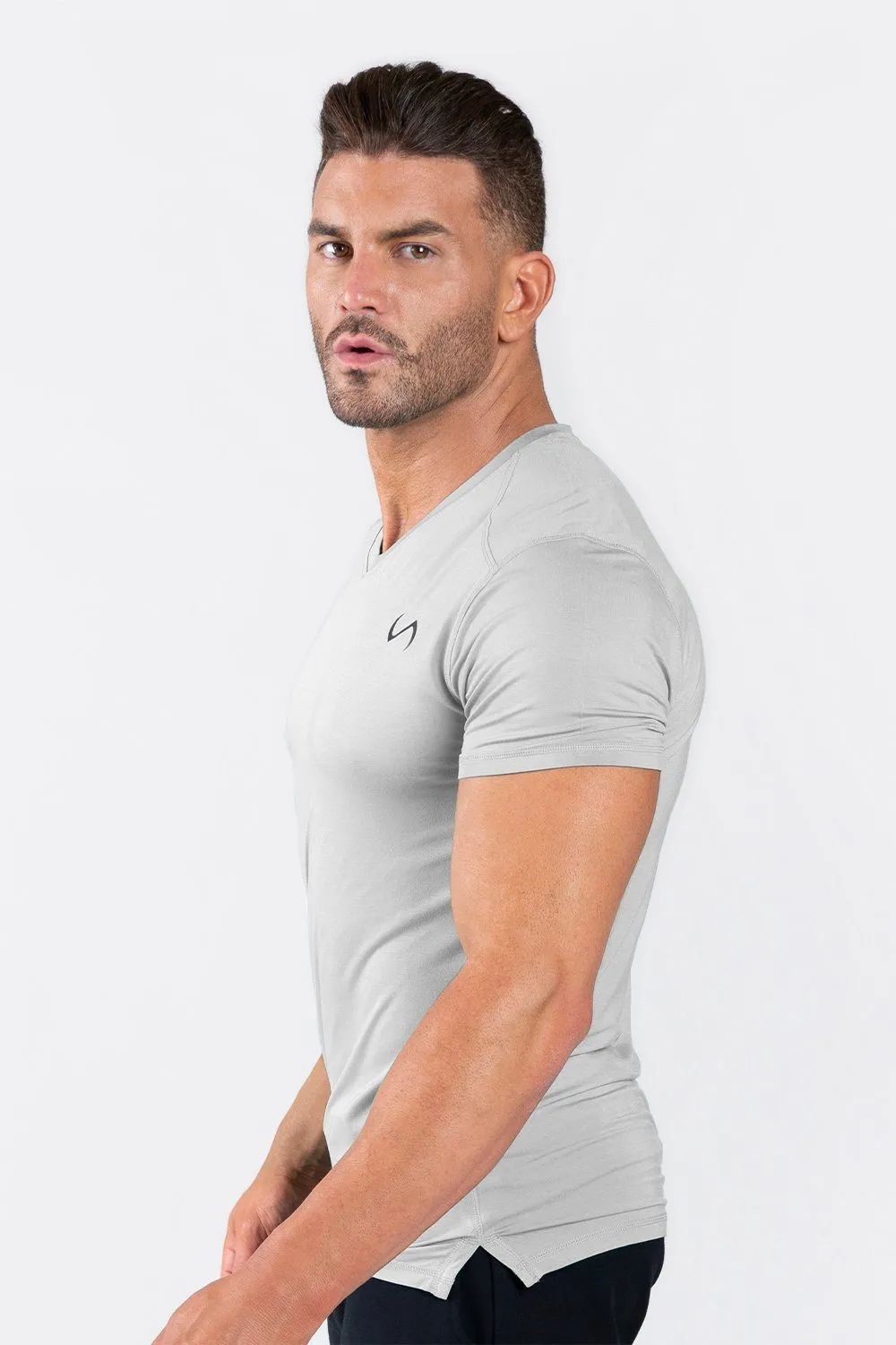 Focus Performance Bamboo V-Neck