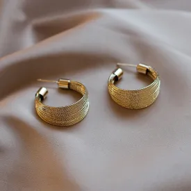 gold-hoop-earrings-jlt11211