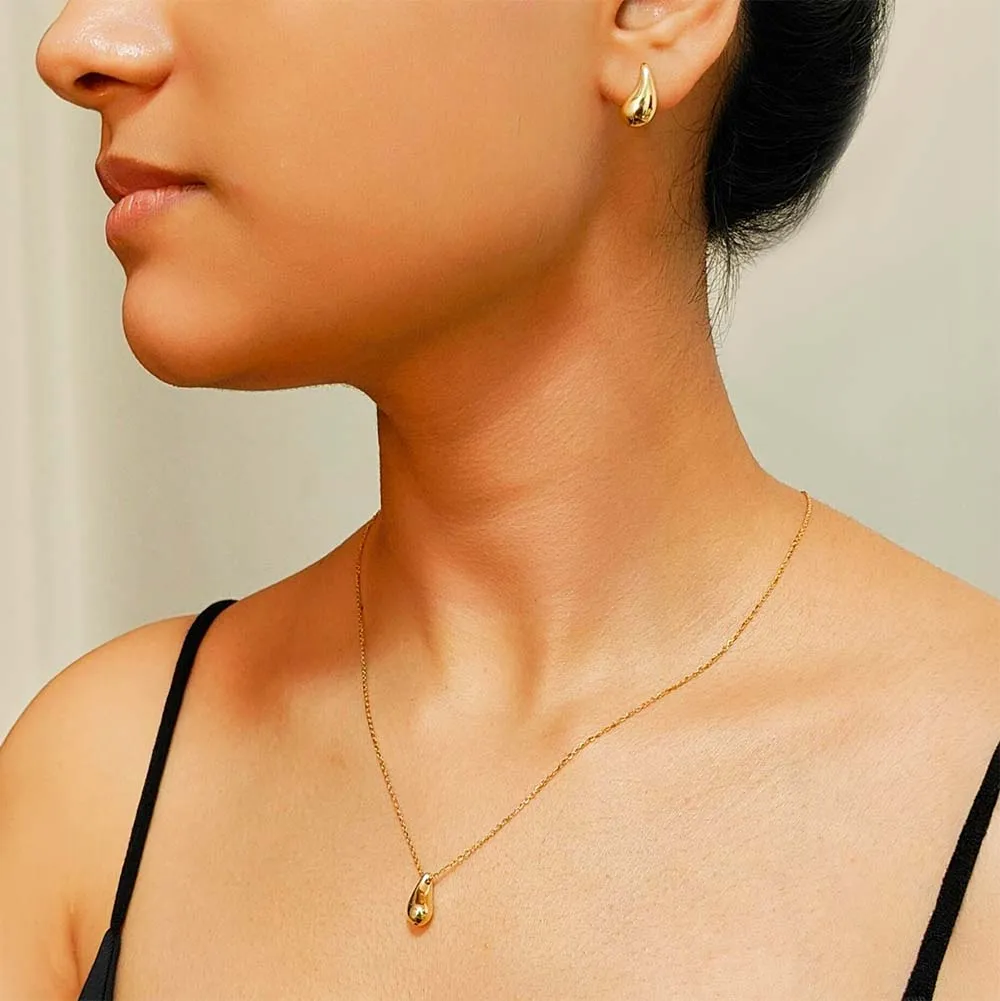 Molto Drop Earring and Drop Necklace collection in 9K Gold